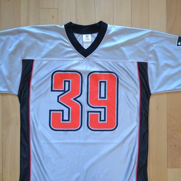 NFL New England Patriots Jersey Woodhead 39 Size L - Picture 2 of 6